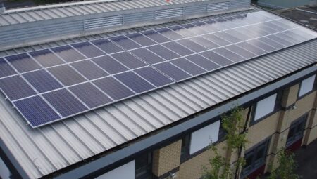 Cheney School rooftop solar PV panels, owned and operated by community energy organisation Low Carbon Hub