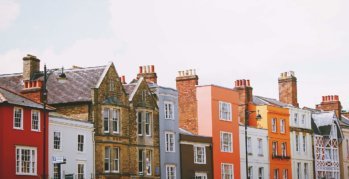 Row of buildings on Oxford's Broad Street