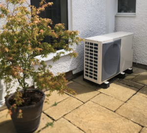 An Air Source Heat Pump installed in Oxford. Which heat pump is right for you?