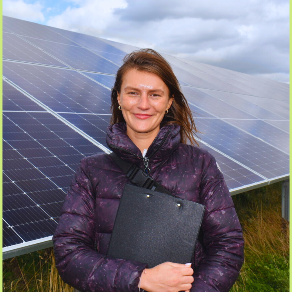 A picture of Low Carbon Hub staff at Ray Valley Solar Farm.